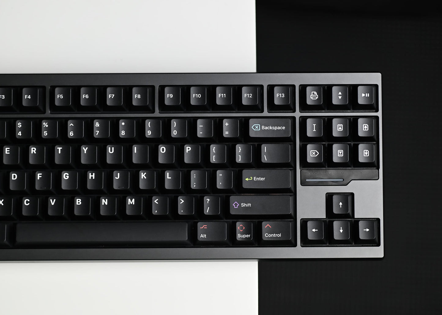【予約商品】Keyreative KAP White on Black Doubleshot Cherry Profile キーキャップ