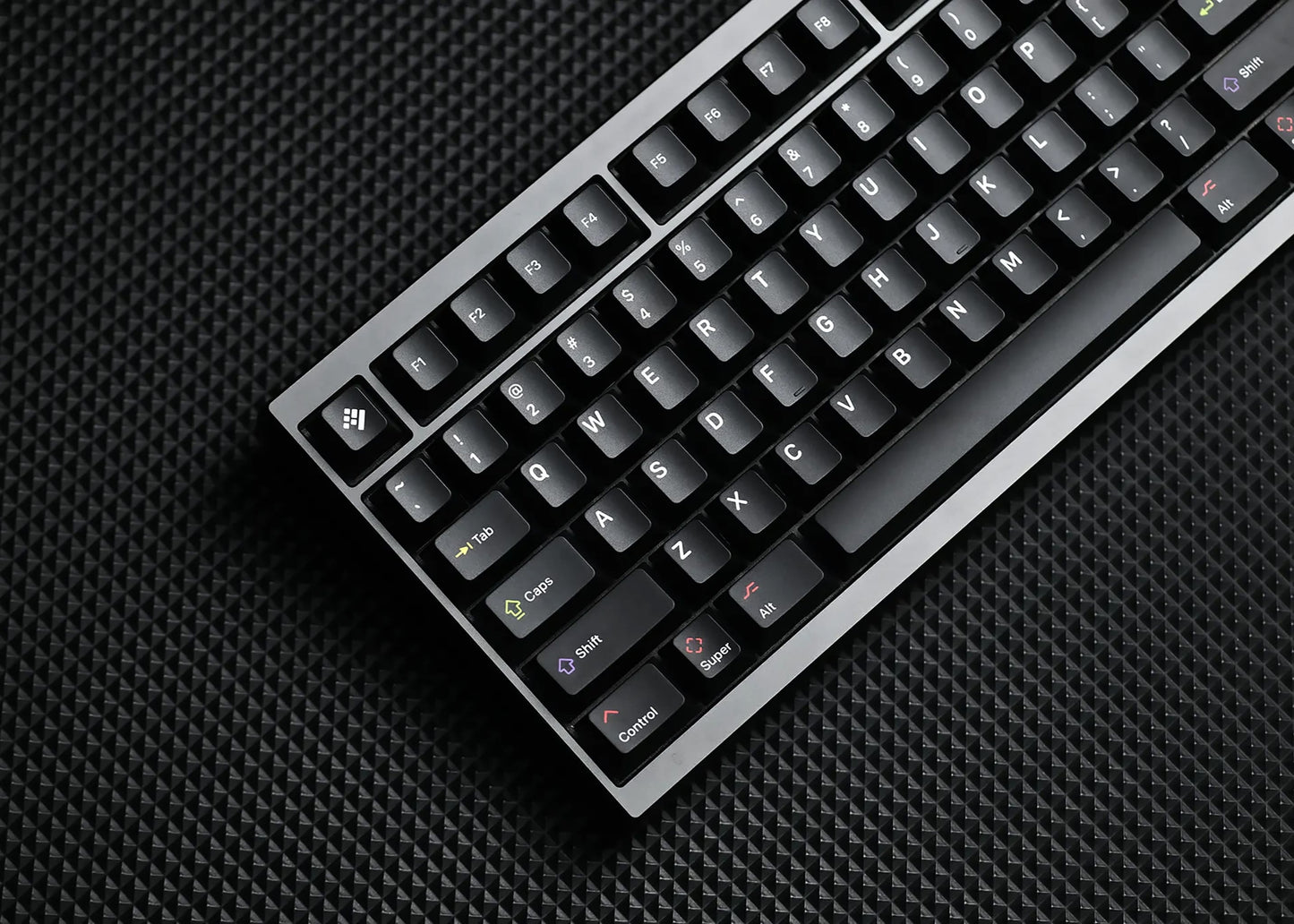 【予約商品】Keyreative KAP White on Black Doubleshot Cherry Profile キーキャップ