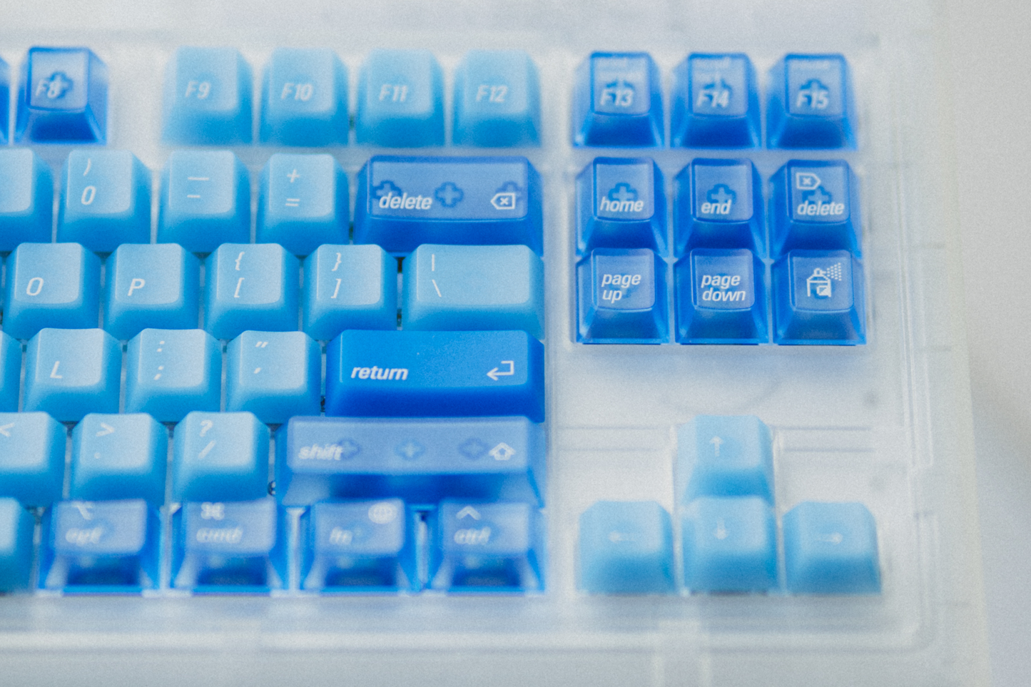 Leledesign Ocean Blue Cherry Profile Keycaps Set