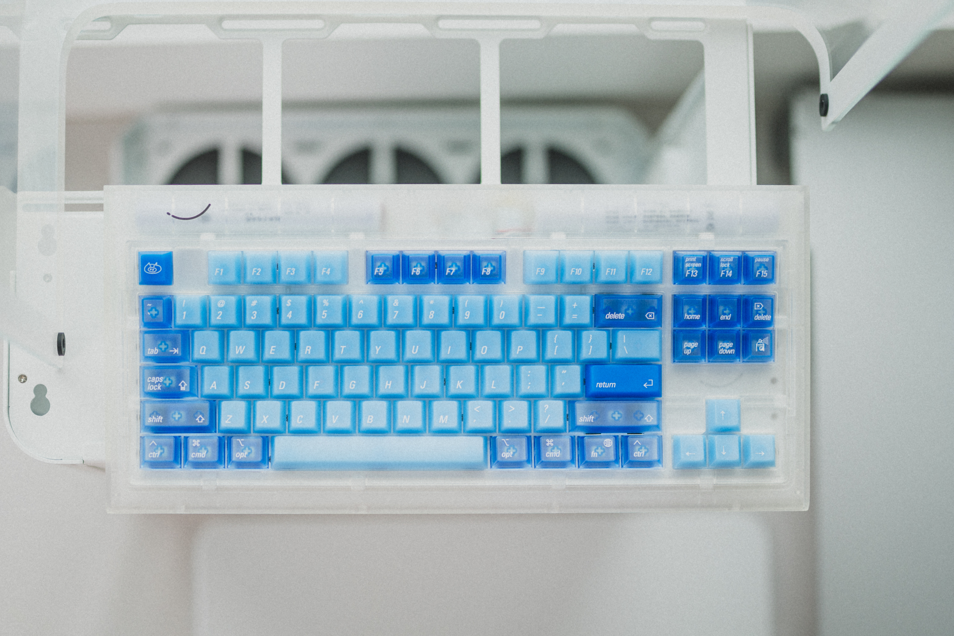 フルサイズキーボードへの装着イメージ