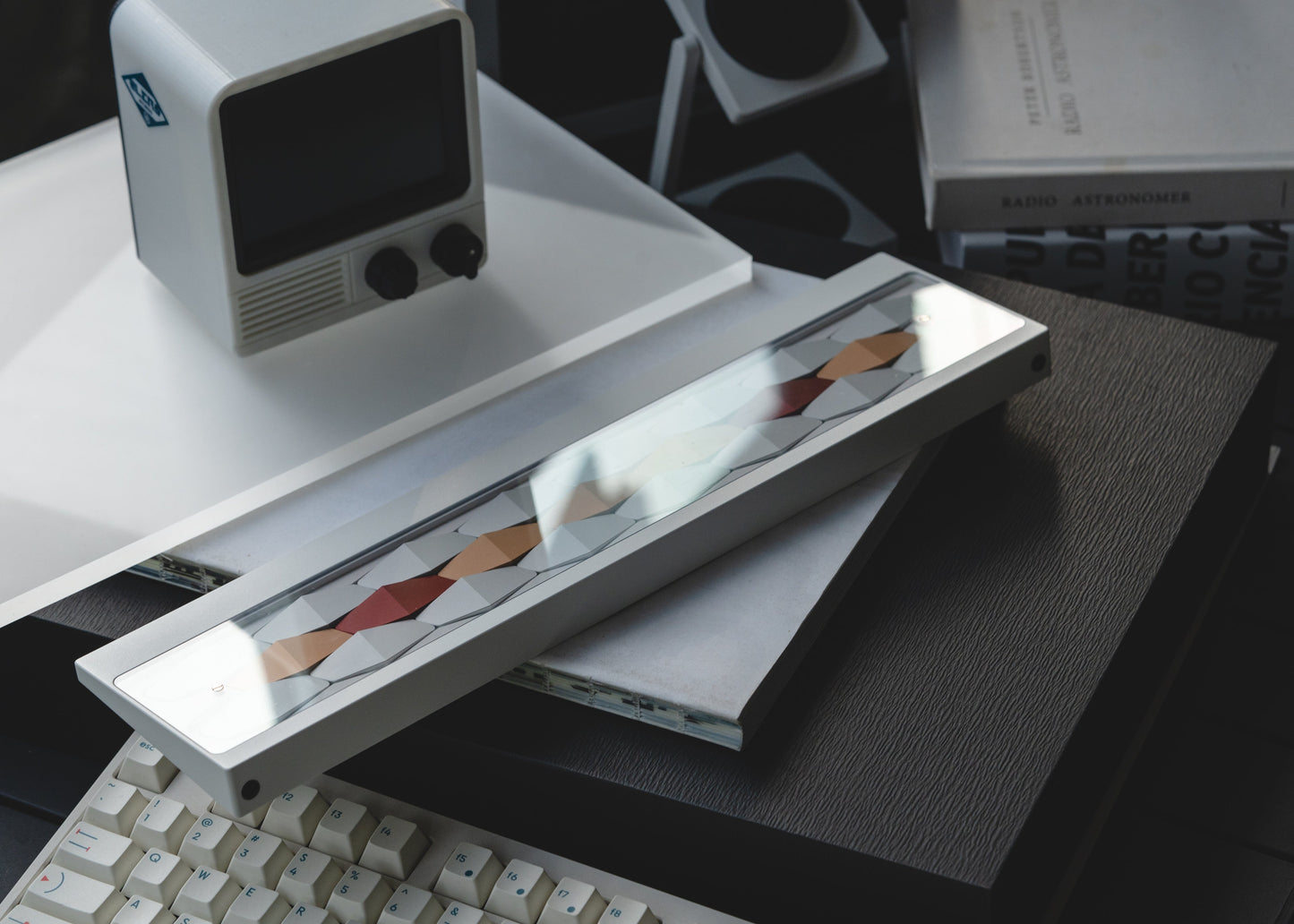 LeleLab X Lynn Studio Dragon Scaleリストレスト