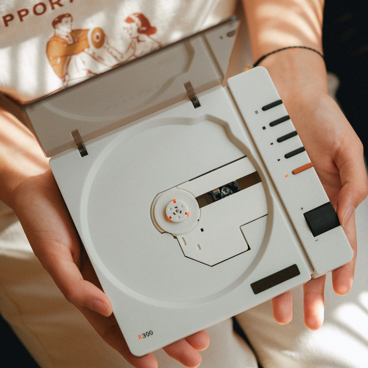 【新規取扱商品】Syitren R300 Bluetooth対応CDプレイヤー